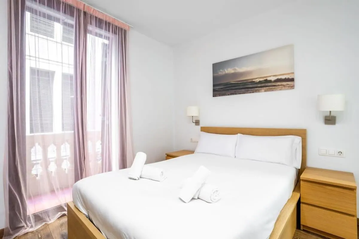 Apartment Ferienwohnung Paseo De Gracia Modern And Cozy 3Bd - 2Bth Barcelona