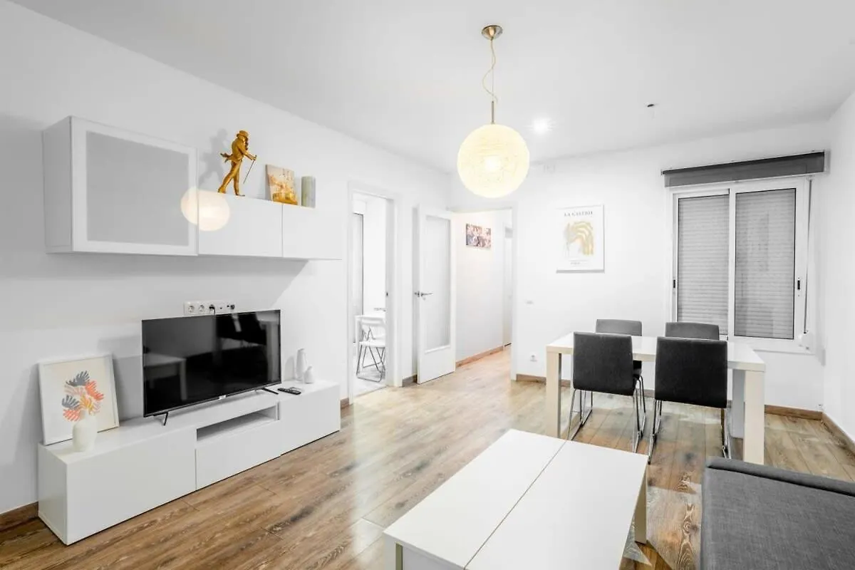 Apartment Ferienwohnung Paseo De Gracia Modern And Cozy 3Bd - 2Bth Barcelona
